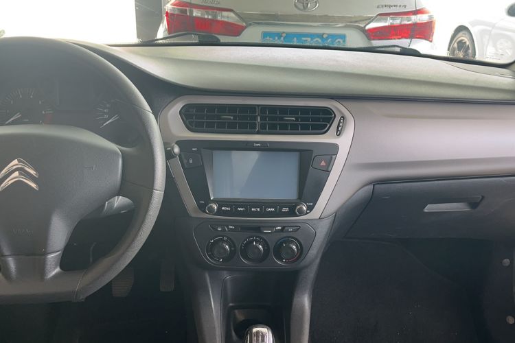 Used Citroen Elysee 2014 1.6L Manual Fashion Edition Audio And AC Panel