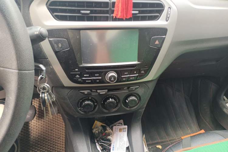 Used Citroen Elysee 2014 1.6L Manual Fashion Edition Audio And AC Panel