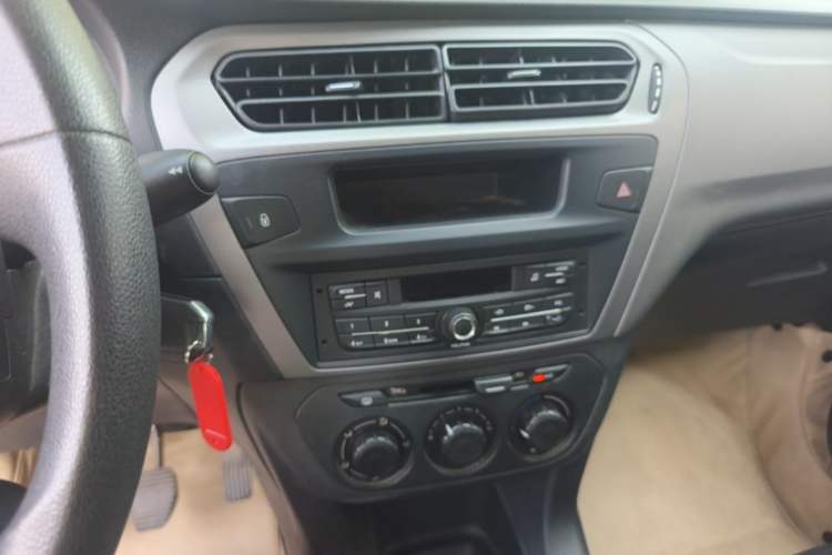 Used Citroen Elysee 2014 1.6L Manual Fashion Edition Audio And AC Panel