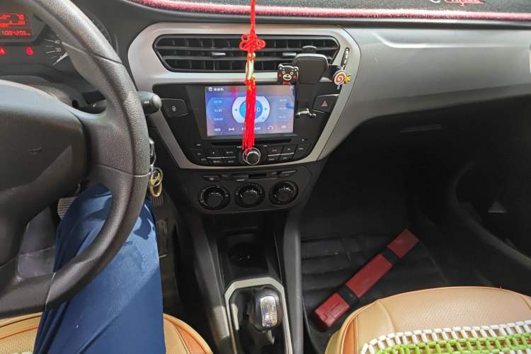 Used Citroen Elysee 2014 1.6L Manual Fashion Edition Audio And AC Panel