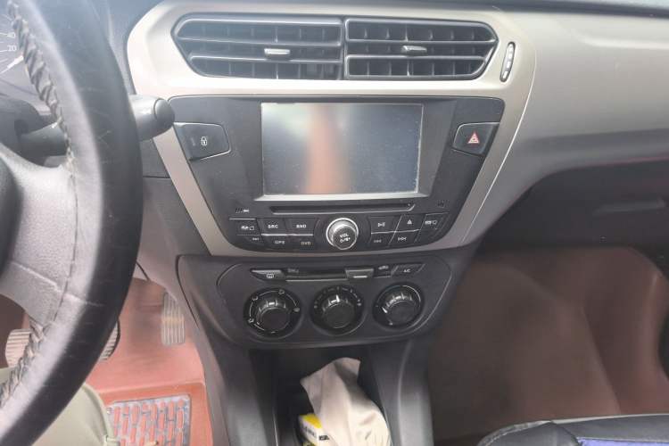 Used Citroen Elysee 2014 1.6L Manual Fashion Edition Audio And AC Panel