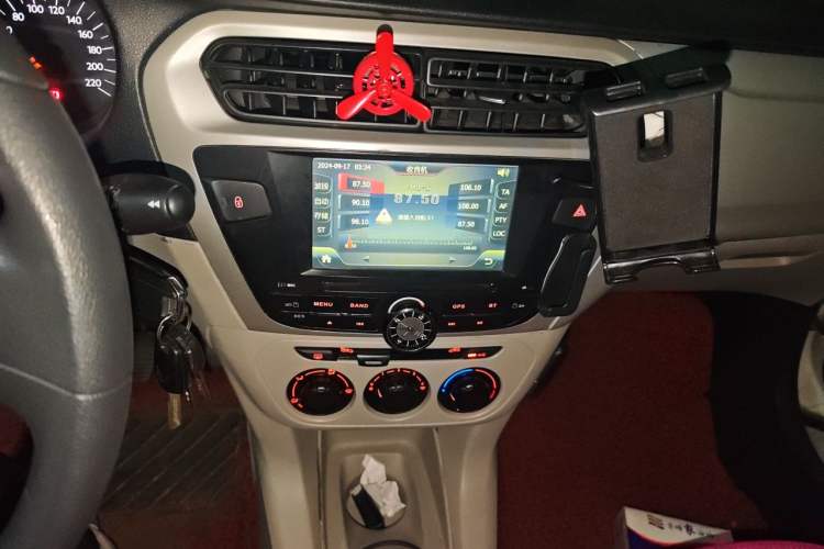 Used Citroen Elysee 2014 1.6L Manual Fashion Edition Audio And AC Panel