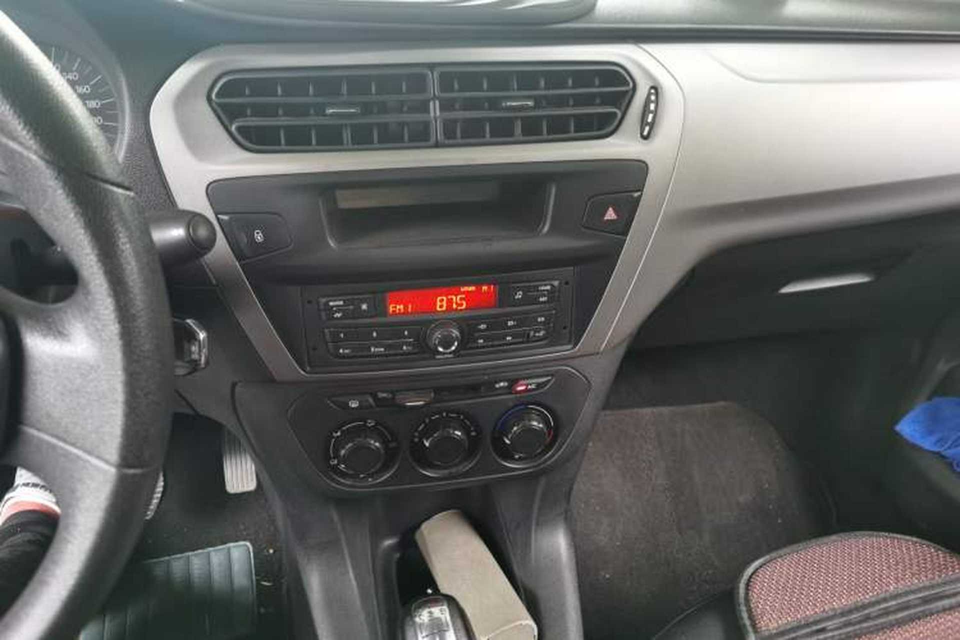 Used Citroen Elysee 2014 1.6L Manual Fashion Model CNG Audio And AC Panel