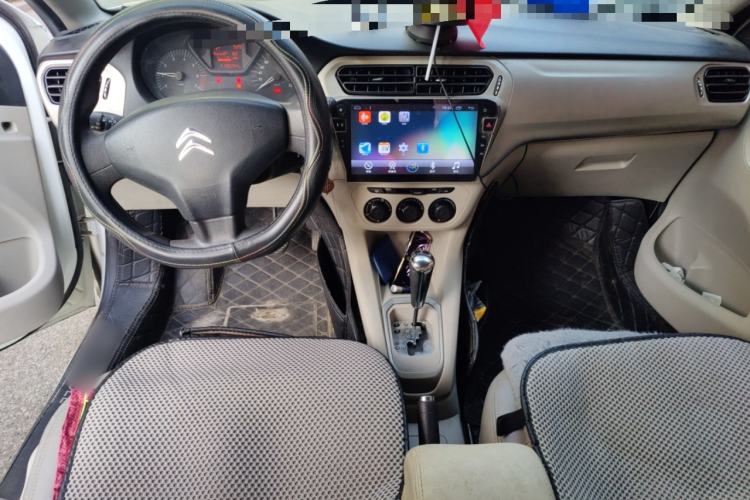 Used Citroen Elysee 2014 1.6L Automatic Fashion Model Center Console
