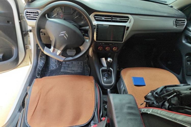 Used Citroen Elysee 2014 1.6L Automatic Fashion Model Center Console