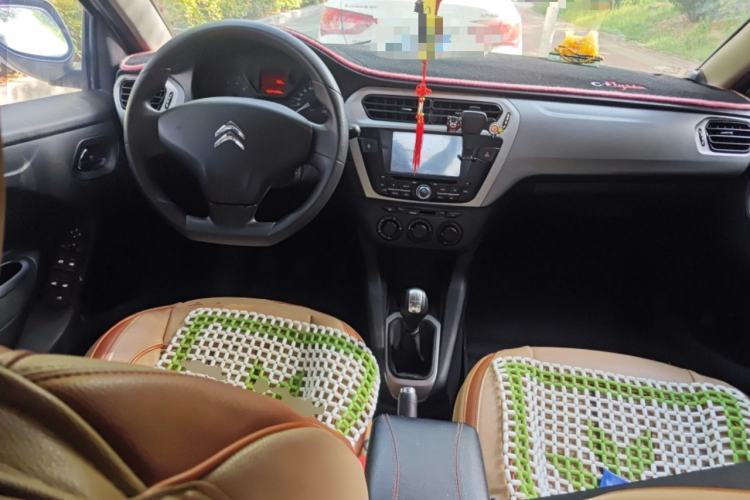 Used Citroen Elysee 2014 1.6L Manual Fashion Edition Center Console
