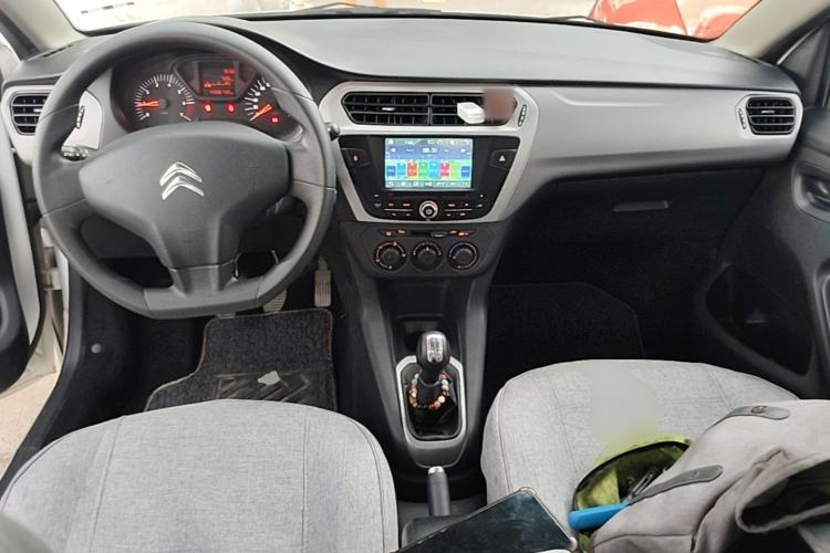 Used Citroen Elysee 2014 1.6L Manual Fashion Edition Center Console