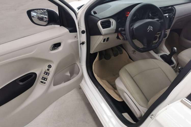 Used Citroen Elysee 2014 1.6L Manual Fashion Edition Driver Seat