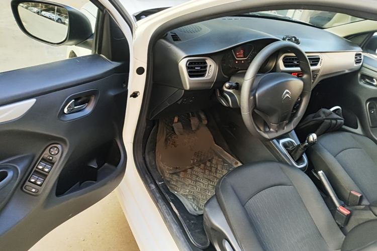 Used Citroen Elysee 2014 1.6L Manual Comfort Model Driver Seat