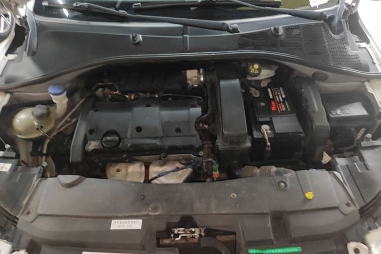 Used Citroen Elysee 2014 1.6L Automatic Fashion Model Engine Bay