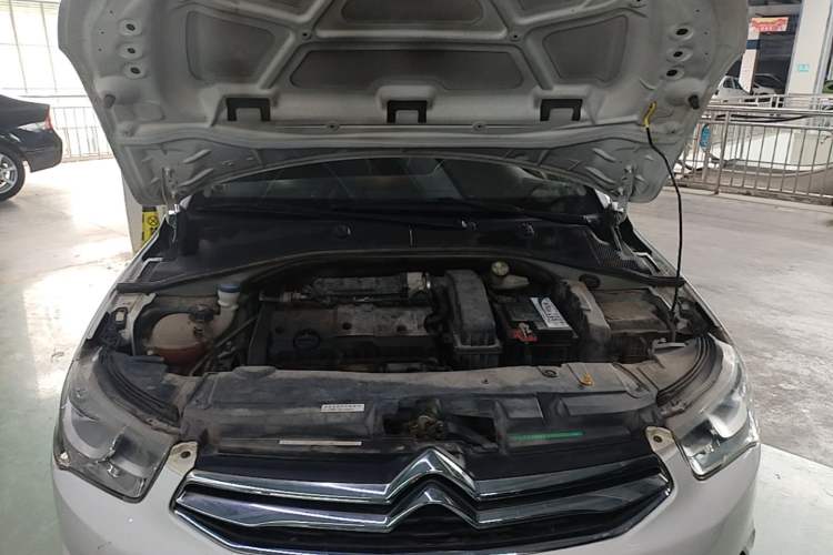 Used Citroen Elysee 2014 1.6L Automatic Fashion Model Engine Bay