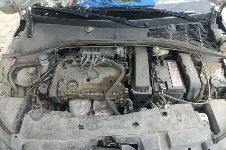 Used Citroen Elysee 2014 1.6L Manual Fashion Model CNG Engine Bay