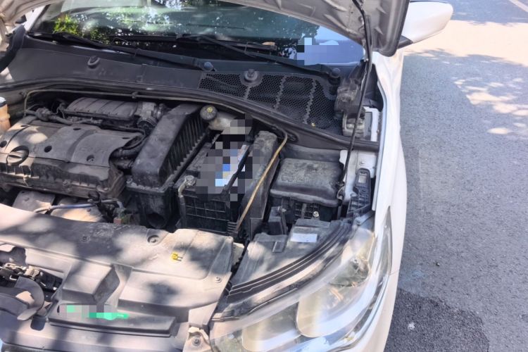 Used Citroen Elysee 2014 1.6L Manual Fashion Model CNG Engine Bay Left