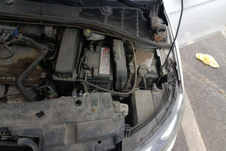 Used Citroen Elysee 2014 1.6L Manual Fashion Model CNG Engine Bay Left