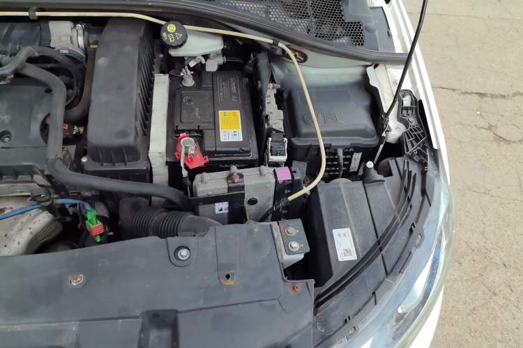 Used Citroen Elysee 2014 1.6L Manual Fashion Model CNG Engine Bay Left