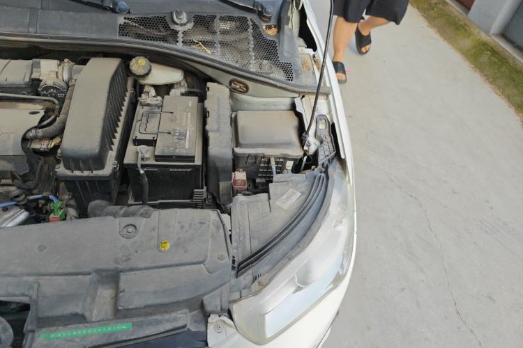 Used Citroen Elysee 2014 1.6L Automatic Fashion Model Engine Bay Left