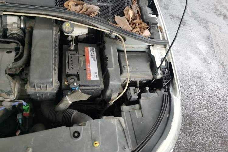 Used Citroen Elysee 2014 1.6L Manual Fashion Model CNG Engine Bay Left