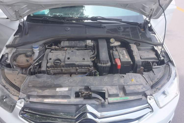 Used Citroen Elysee 2014 1.6L Manual Fashion Edition Engine Bay