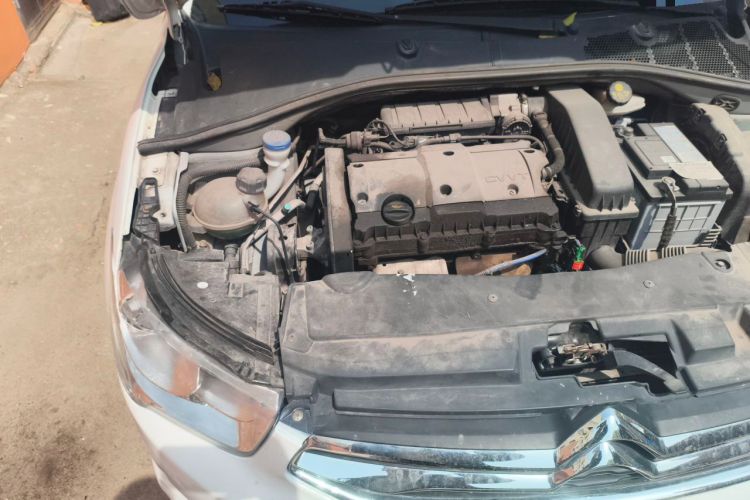 Used Citroen Elysee 2014 1.6L Manual Fashion Edition Engine Bay Right