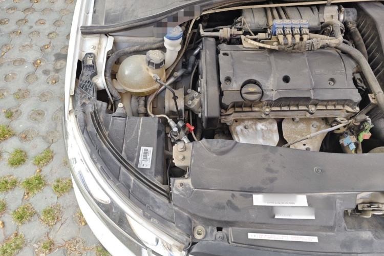 Used Citroen Elysee 2014 1.6L Manual Fashion Model CNG Engine Bay Right