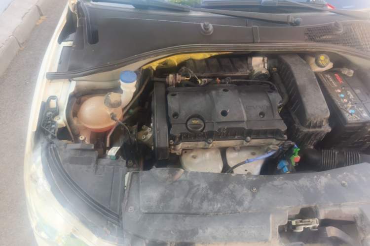 Used Citroen Elysee 2014 1.6L Manual Fashion Edition Engine Bay Right