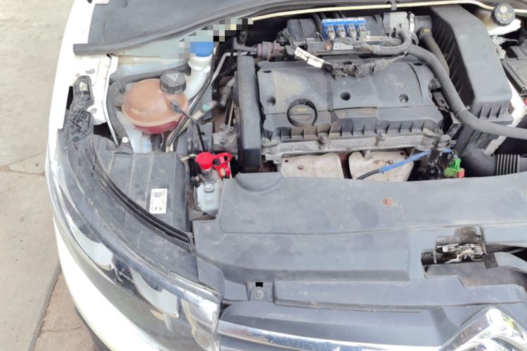 Used Citroen Elysee 2014 1.6L Manual Fashion Model CNG Engine Bay Right