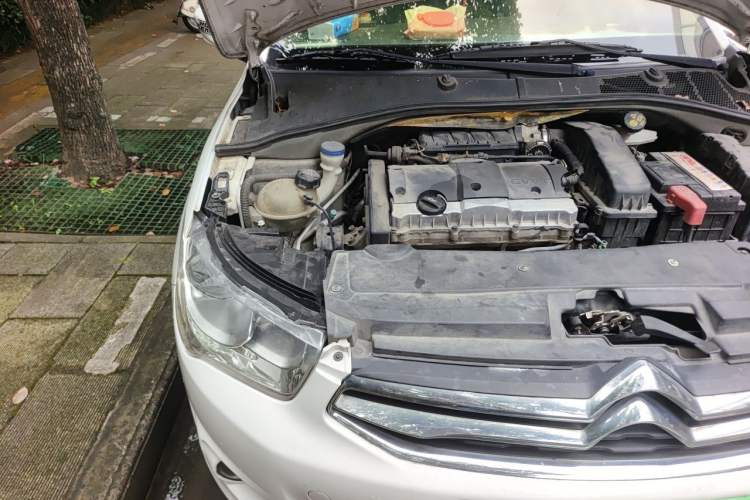 Used Citroen Elysee 2014 1.6L Manual Fashion Edition Engine Bay Right