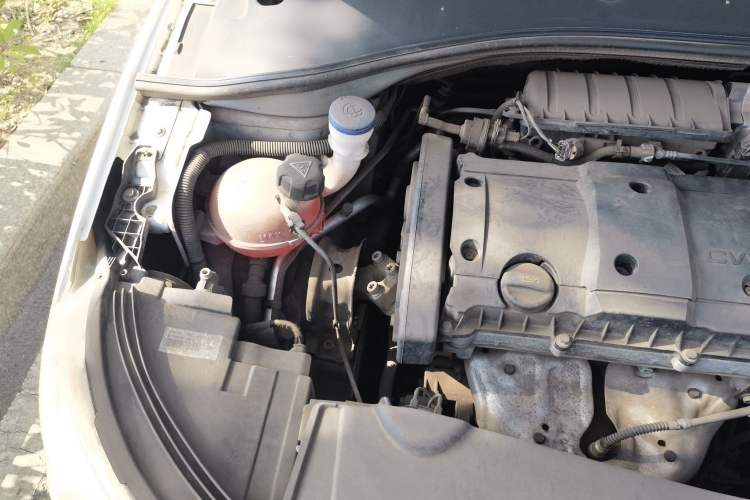 Used Citroen Elysee 2014 1.6L Manual Fashion Edition Engine Bay Right