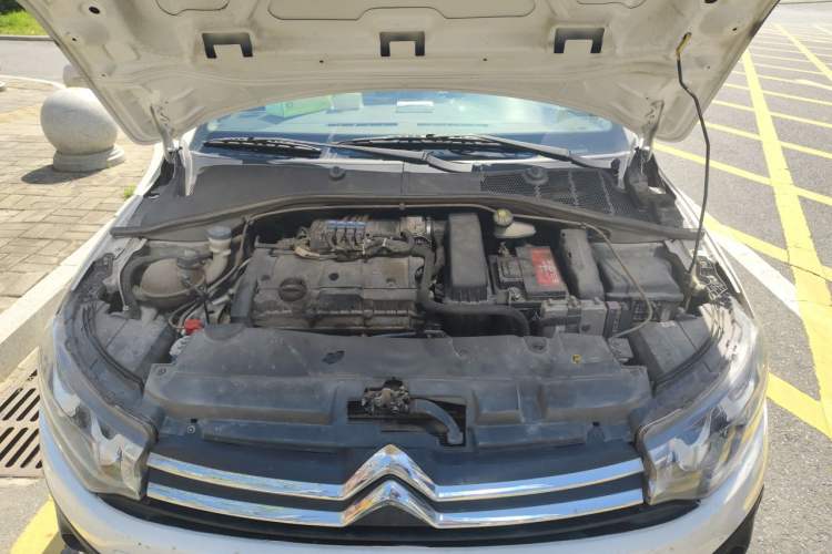Used Citroen Elysee 2014 1.6L Manual Fashion Model CNG Engine Bay