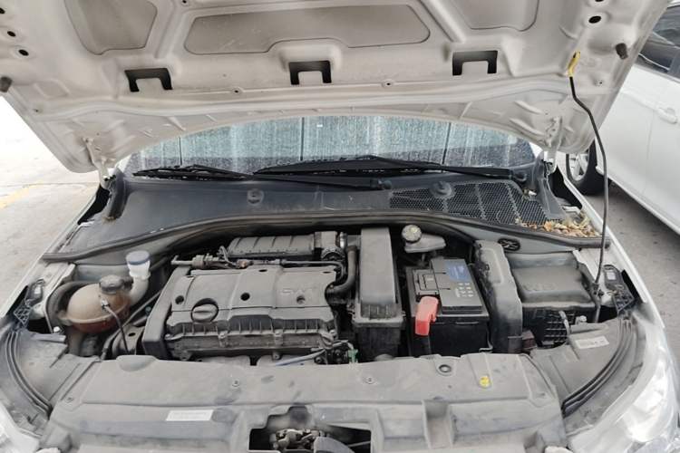Used Citroen Elysee 2014 1.6L Manual Fashion Edition Engine Bay