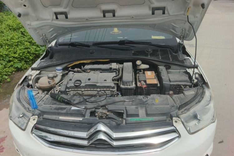 Used Citroen Elysee 2014 1.6L Manual Fashion Edition Engine Bay