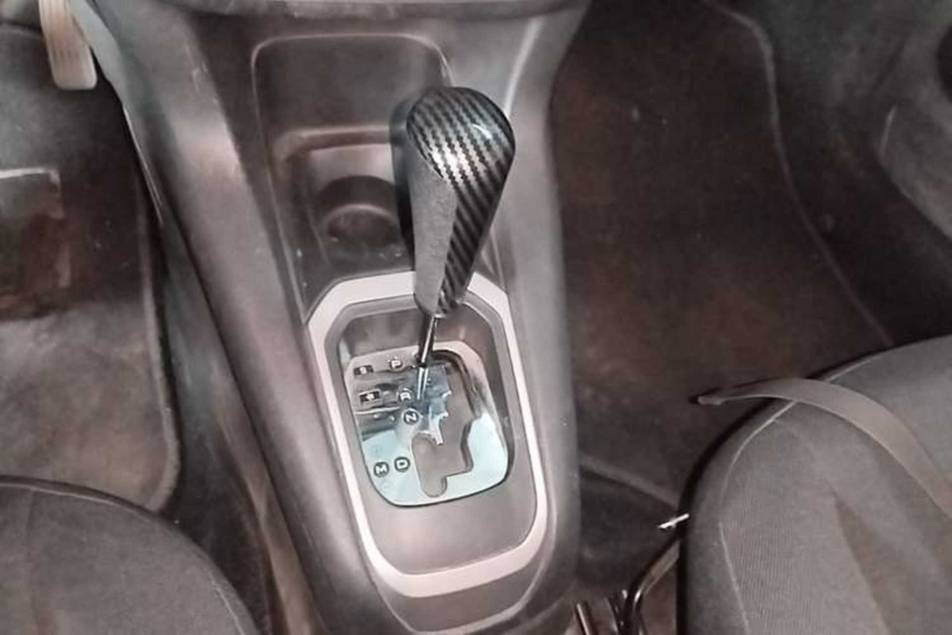 Used Citroen Elysee 2014 1.6L Automatic Fashion Model Gear Lever