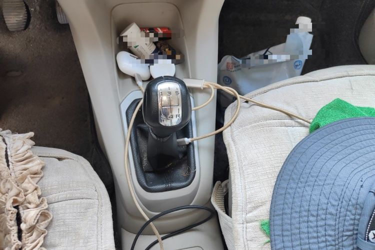 Used Citroen Elysee 2014 1.6L Manual Comfort Model Gear Lever