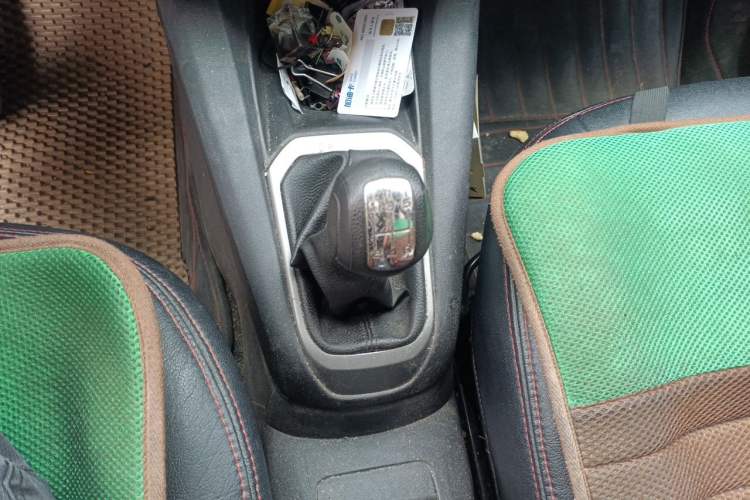 Used Citroen Elysee 2014 1.6L Manual Fashion Edition Gear Lever