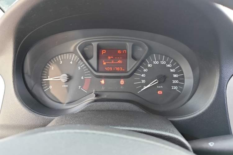 Used Citroen Elysee 2014 1.6L Automatic Fashion Model Instrument Cluster