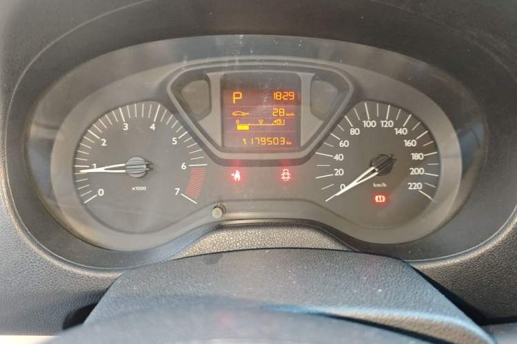 Used Citroen Elysee 2014 1.6L Automatic Fashion Model Instrument Cluster