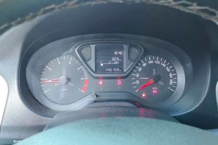 Used Citroen Elysee 2014 1.6L Manual Fashion Model CNG Instrument Cluster