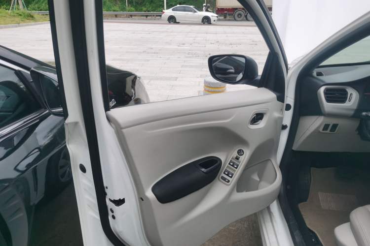 Used Citroen Elysee 2014 1.6L Automatic Fashion Model Left Front Door Interior
