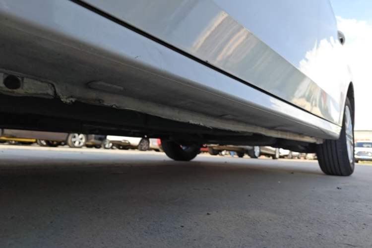 Used Citroen Elysee 2014 1.6L Automatic Fashion Model Left Side Sill