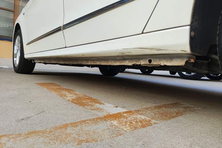 Used Citroen Elysee 2014 1.6L Manual Comfort Model Left Side Sill