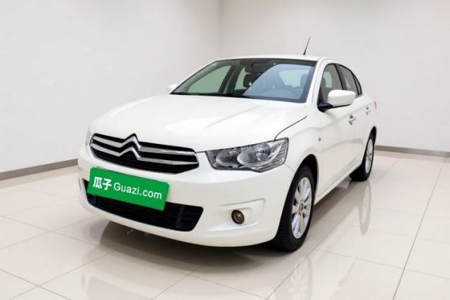 Ojetý Citroen Elysee 2014 1.6L Manual Fashion Edition