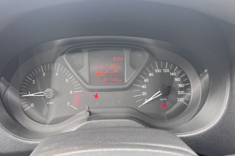 Used Citroen Elysee 2014 1.6L Manual Fashion Edition Odometer Close Up