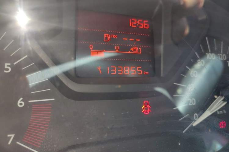 Used Citroen Elysee 2014 1.6L Manual Fashion Edition Odometer Close Up