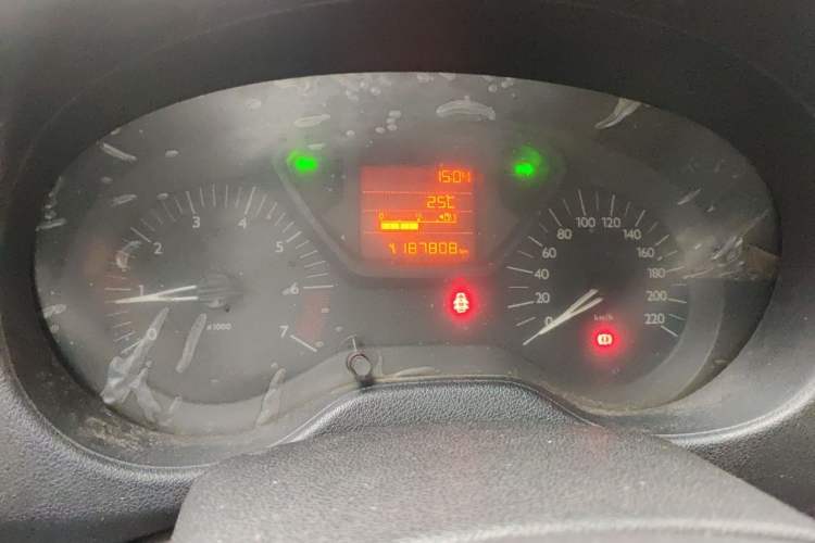 Used Citroen Elysee 2014 1.6L Manual Fashion Edition Odometer Close Up
