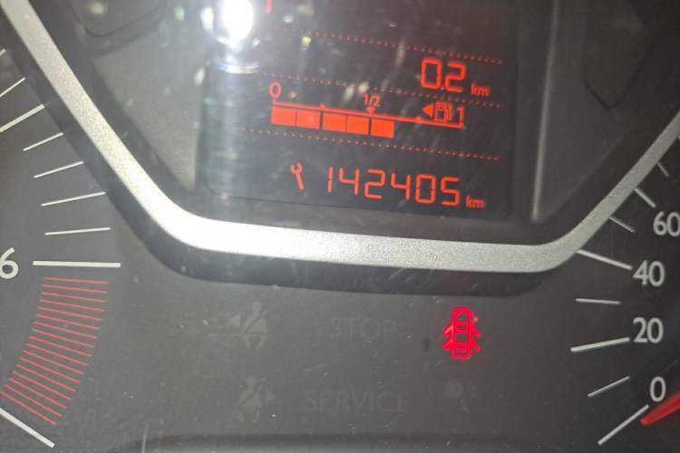 Used Citroen Elysee 2014 1.6L Automatic Comfort Model Odometer Close Up