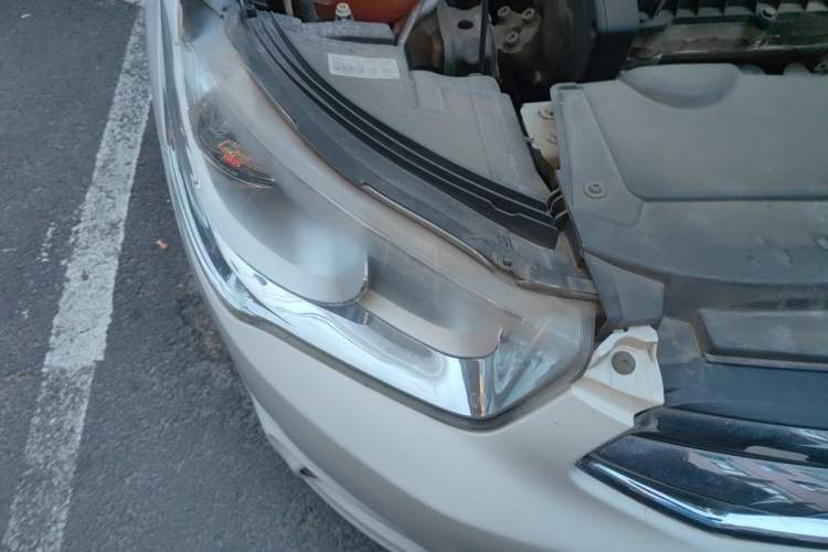Used Citroen Elysee 2014 1.6L Manual Fashion Edition Right Front Headlight