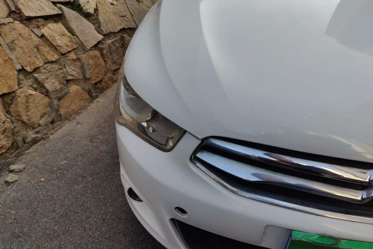 Used Citroen Elysee 2014 1.6L Automatic Fashion Model Right Front Headlight