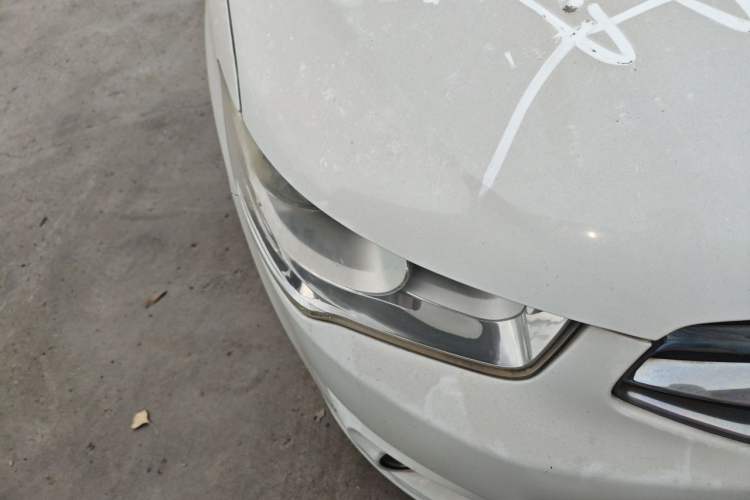 Used Citroen Elysee 2014 1.6L Manual Comfort Model Right Front Headlight