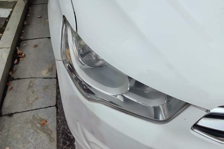 Used Citroen Elysee 2014 1.6L Manual Fashion Edition Right Front Headlight