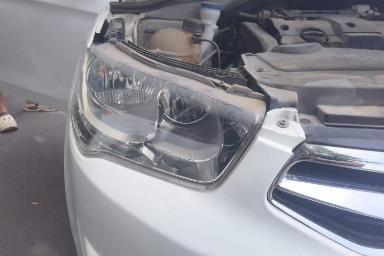 Used Citroen Elysee 2014 1.6L Manual Fashion Edition Right Front Headlight
